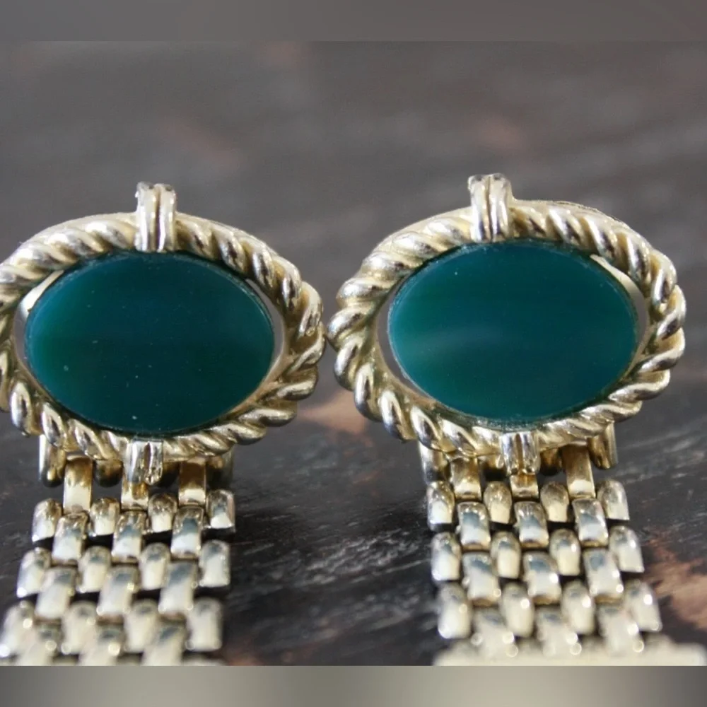 Vintage Gold Tone SWANK Green Stone Chain Mesh Wrap Cufflinks